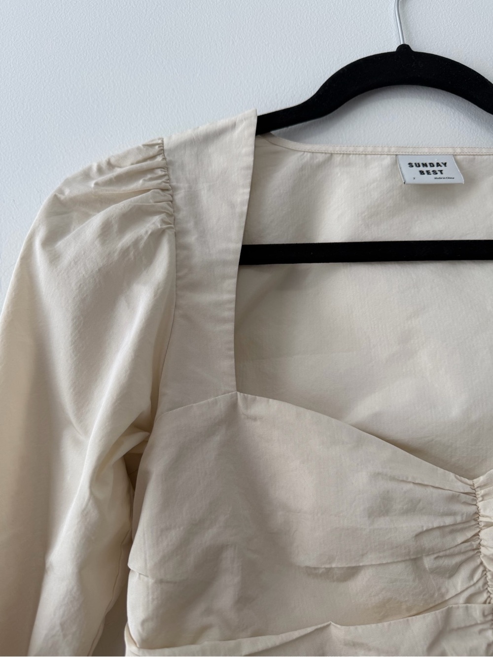 Aritzia Sunday Best Petal Ruched Puff-Sleeve Blouse Cream Taffeta Sz 2 - Picture 5 of 14